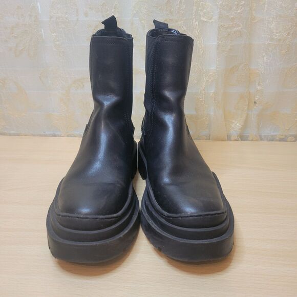 MNG Chelsea Style Ankle Boots Lug‎ Sole Pull On Size 39 US 8 - Picture 1 of 11